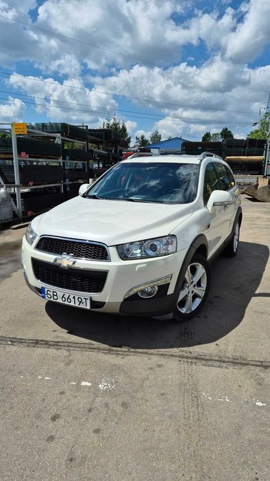 Samochód chevrolet captiva