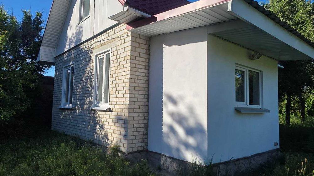 Продається дачний будинок в с.Терешках