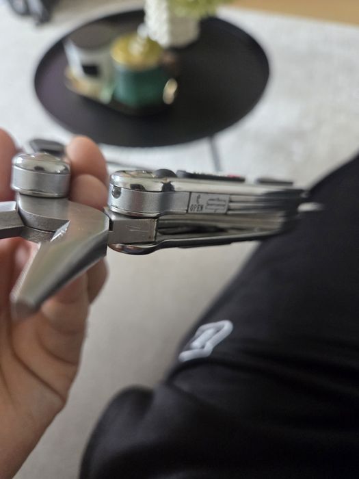 Multitool wurth z led kombinerki