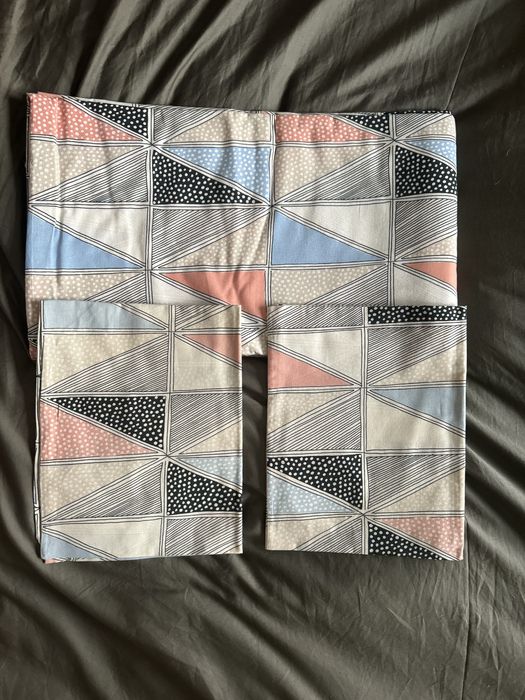Capa de edredão e almofadas IKEA