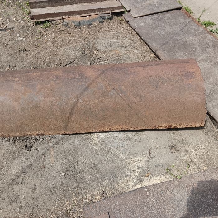 Продам кусок металла (полукруглый)