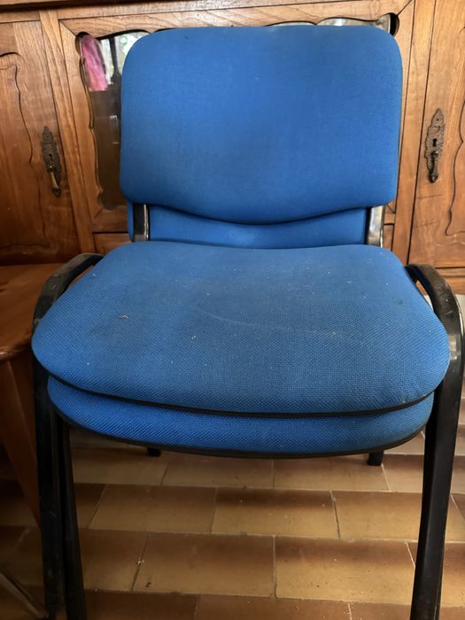 2 Cadeiras de escritorio azul
