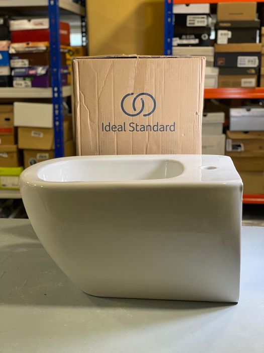 Bidé suspenso Ideal Standard Thesis com fixações ocultas - Silk White