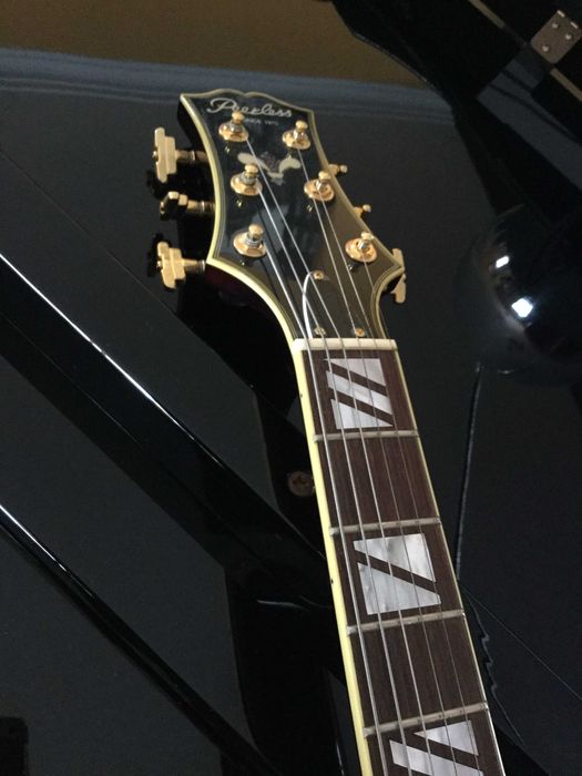 guitarra Peerless la Muse NA