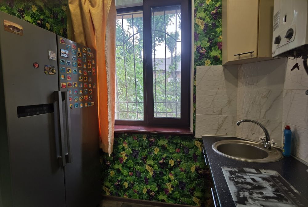 Продам 2к сталинку на улице Кутузова