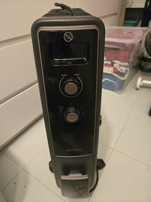 Aquecedor a óleo semi novo