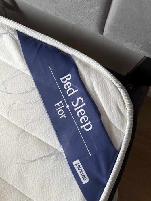 Cama  de Casal:  estrutura + colchão + estrado