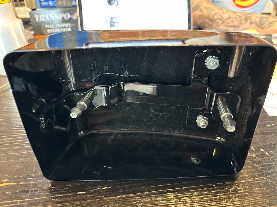 Harley pokrywa boczna akumulatora Dyna 04-12 Steet Bob Glide Kraków