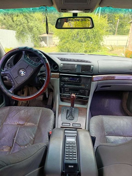 Продам BMW E38 Long