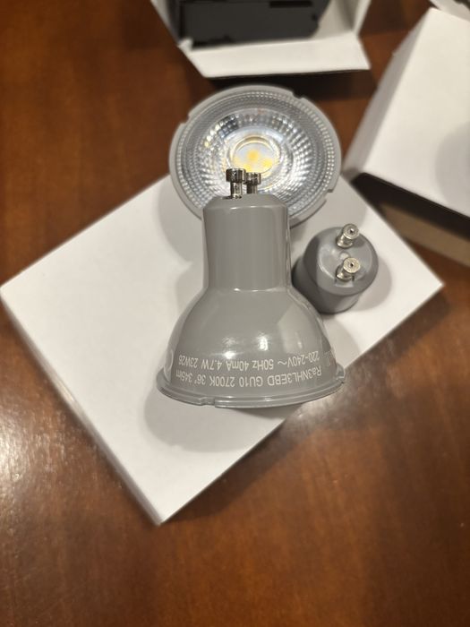 Żarówki LED GU10 z mechanizmem twist&lock