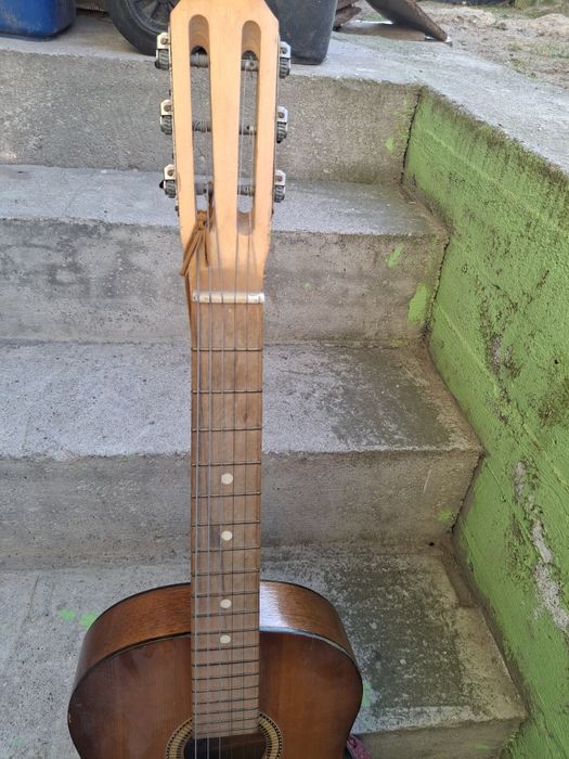 Gitara 6 cio strunowa