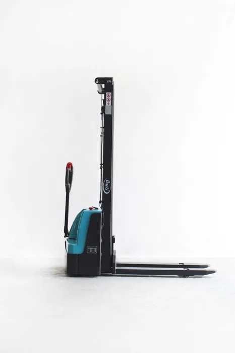 Stacker Elétrico Baoli (NOVO)