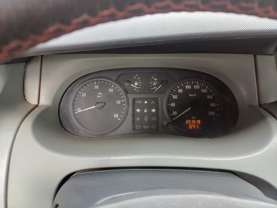 Opel vivaro 1.9 2002r