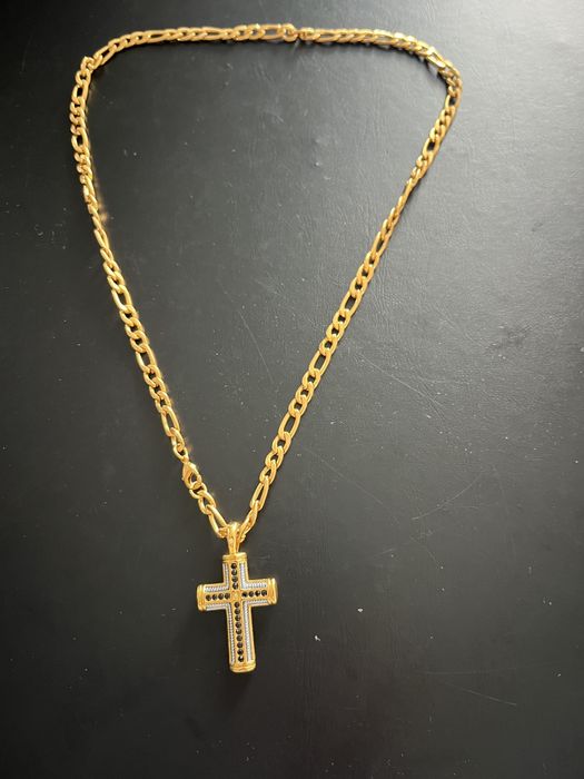 Colar Cruz Protectora da Galeria