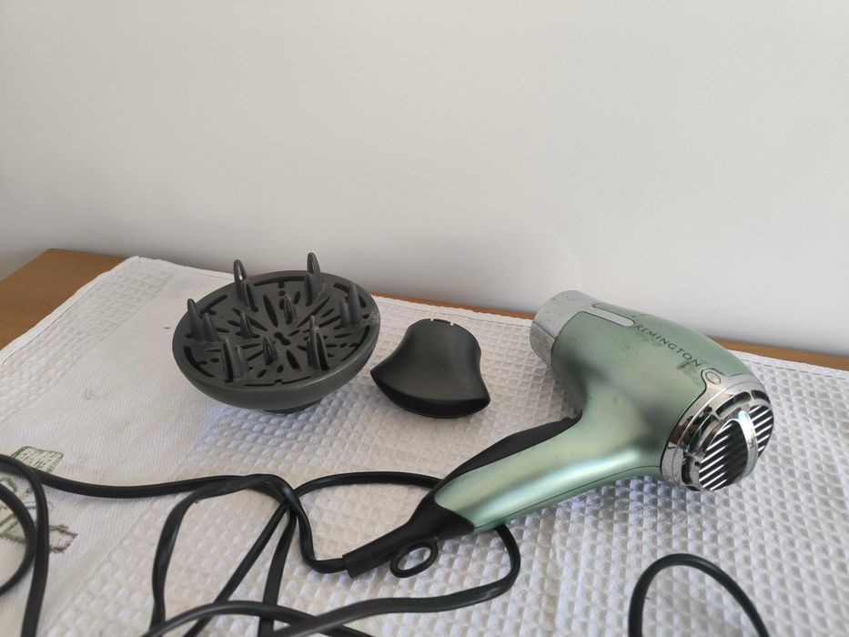 Secador de Cabelo Remington Verde Água / Cromado (Modelo D-3157
