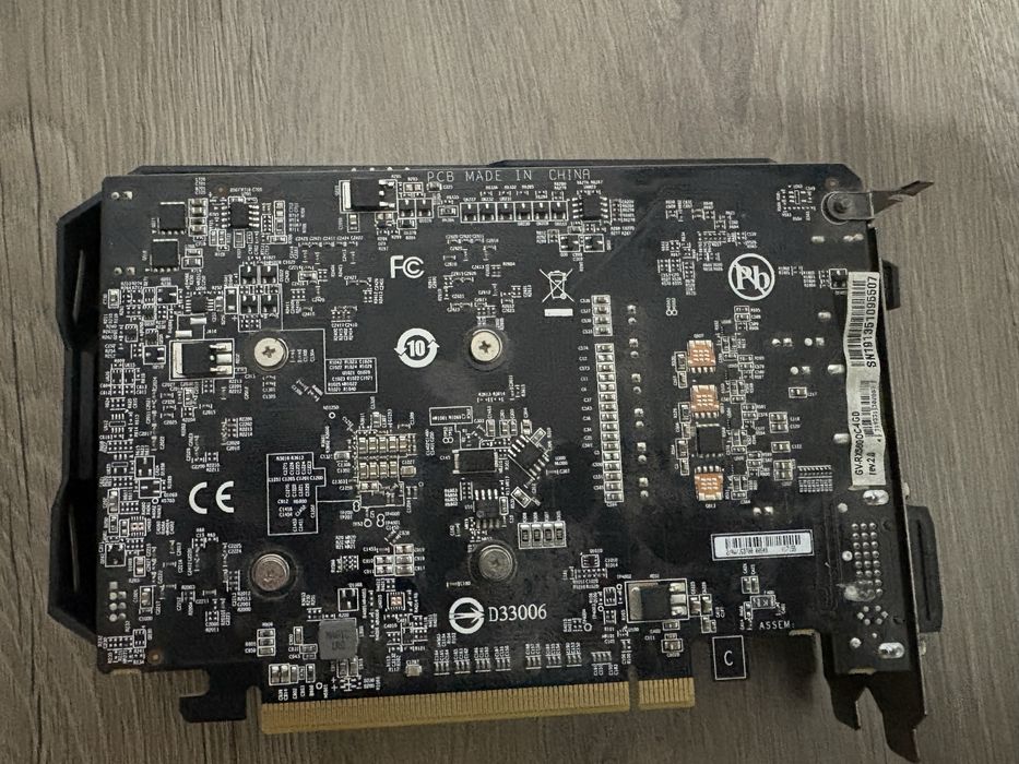 Відеокарта Gigabyte Radeon RX 560 4GB (GV-RX560OC-4GD)