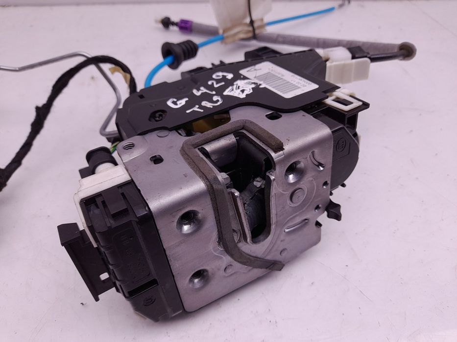 Fechadura / fecho porta trás esquerdo MERCEDES-BENZ Classe A (W176)