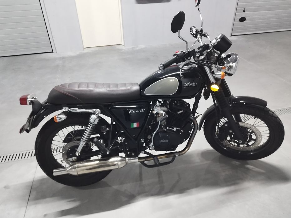 Juliarti crambler 125cv