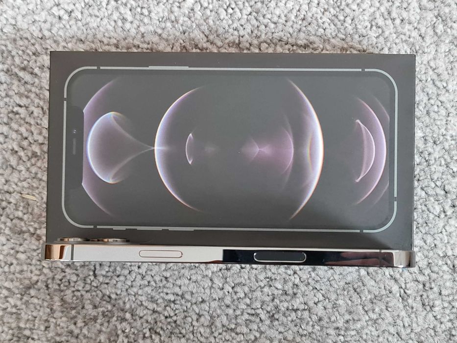 Продам iPhone 12 Pro Max