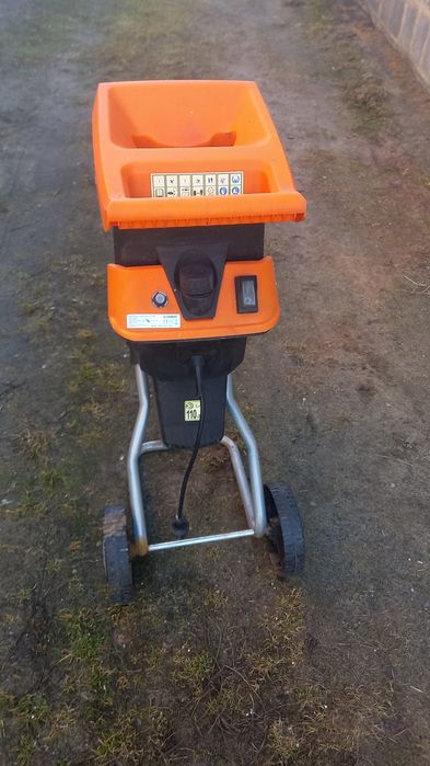 Rozdrabniacz elektryczny do gałęzi
