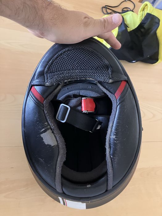 Capacete de mota Shoei