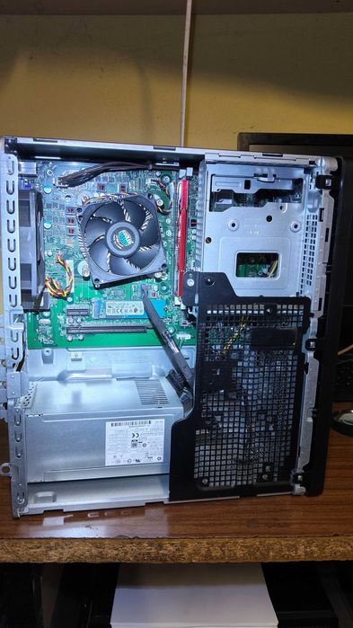 Desktop Ryzen 3 3200/8gb