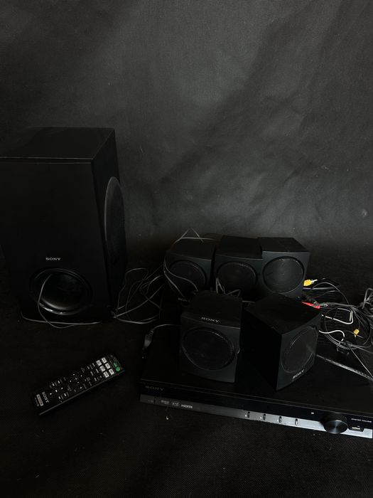 Kino domowe sony HBD-TZ135