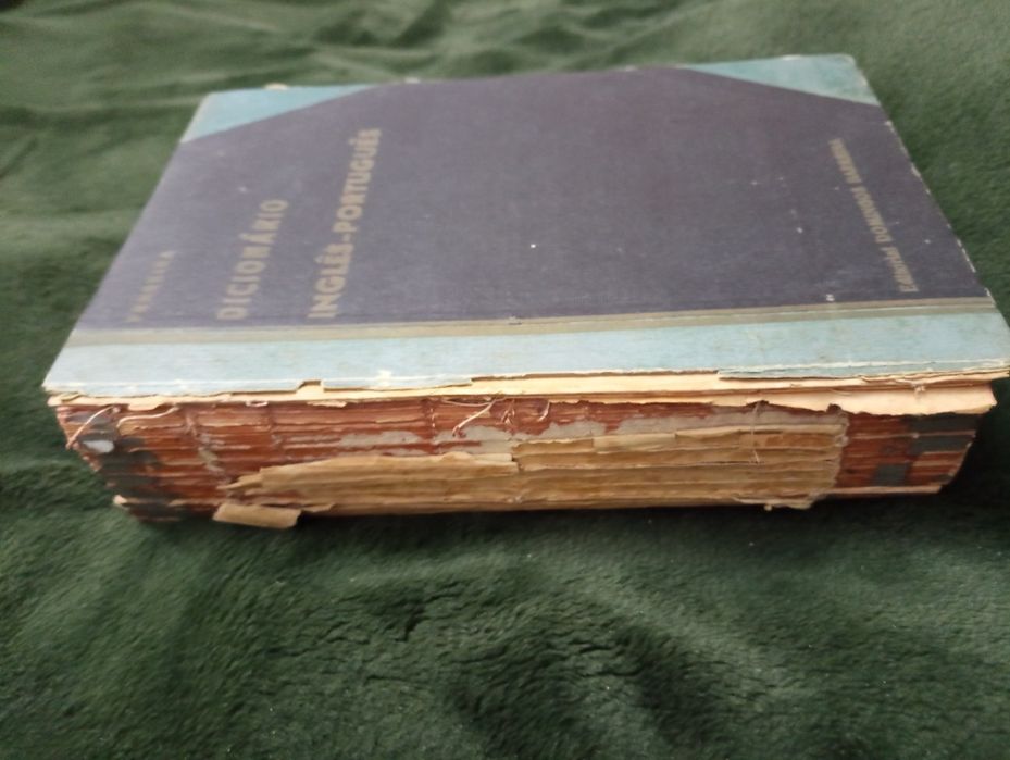 Dicionário Inglês-Português	- 1951 - Autor: P. Júlio Albino Ferreira