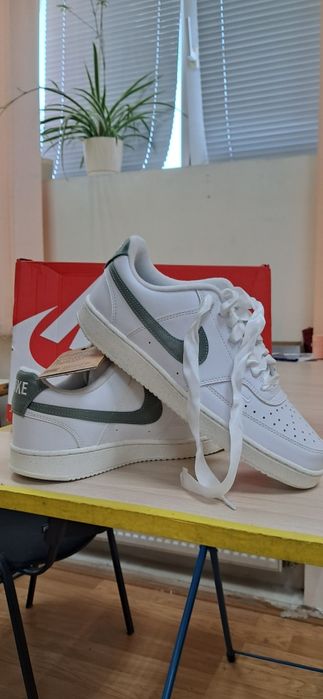 Кросовки Nike 41 розмір.2800 гр