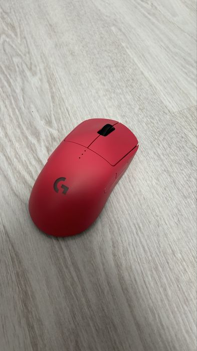 На гарантіі Logiech g pro 2 lightspeed Pink