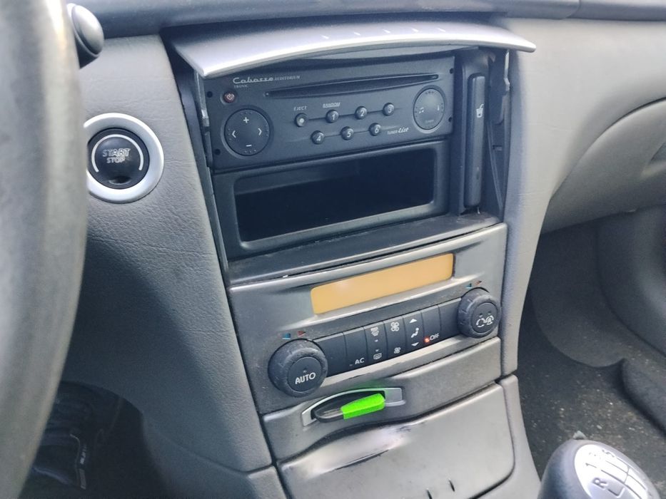 Renault laguna ler anuncio