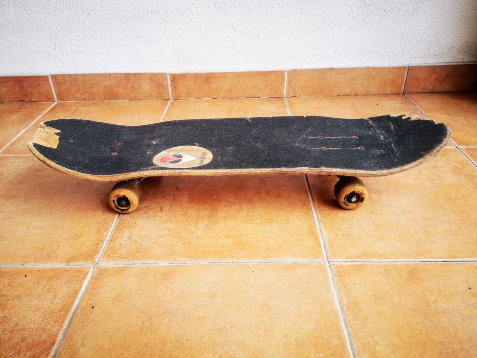 Skate marcaBKACK 8 HOLE