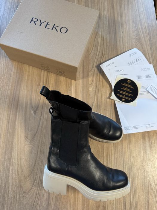 Buty botki Ryłko skórzane na platformie na obcasie RKO