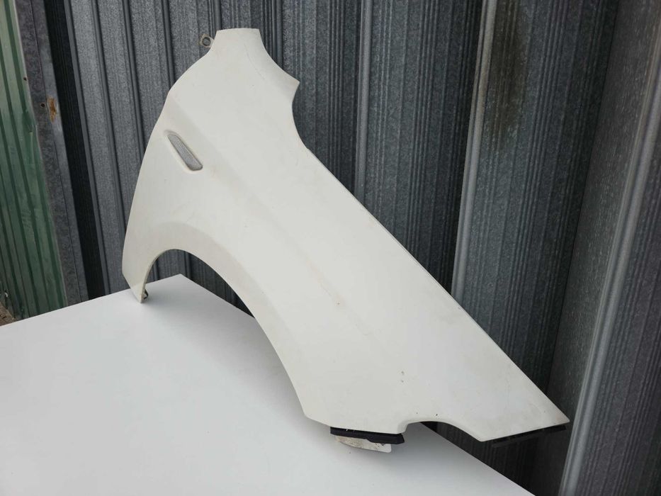 Guarda lamas direito FIAT Tipo (2015 a 2025)