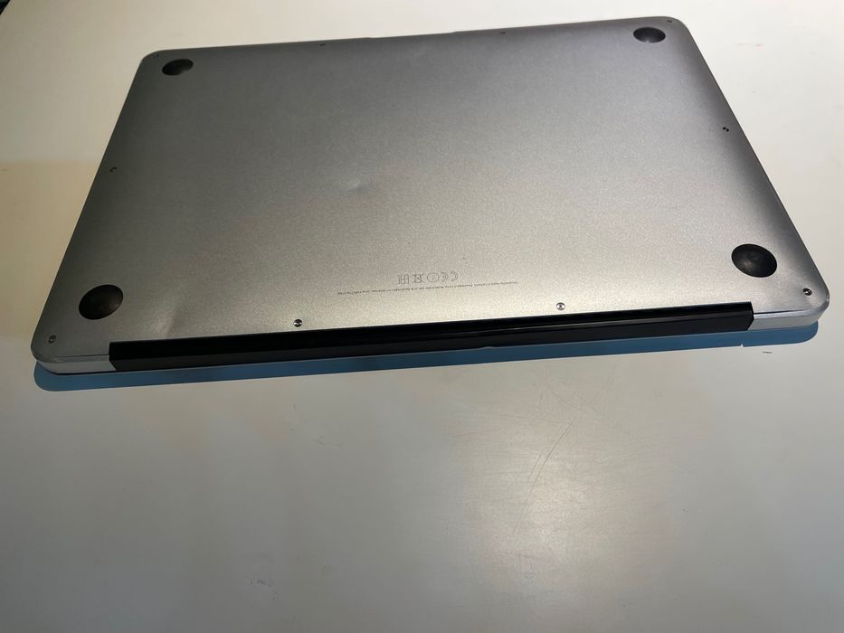 MacBook Air 13” cinzento