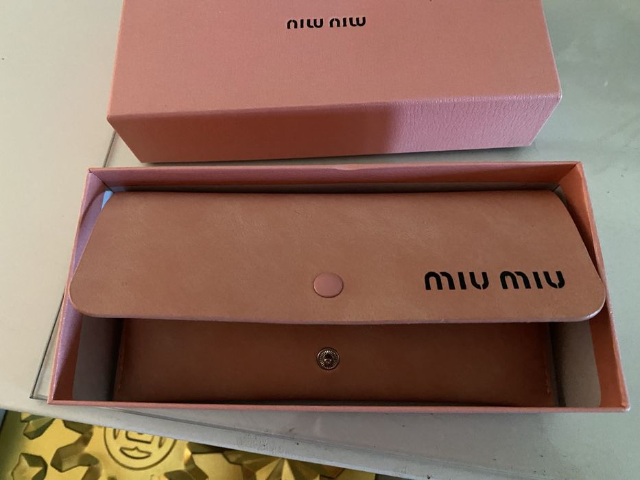 Caixa oculos  miu miu novas