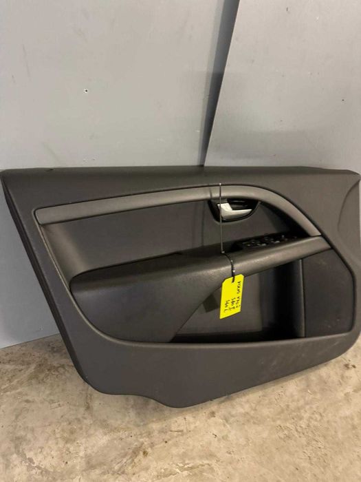 Boczek tapicerka lewy przód Volvo V70 III S80 II EU