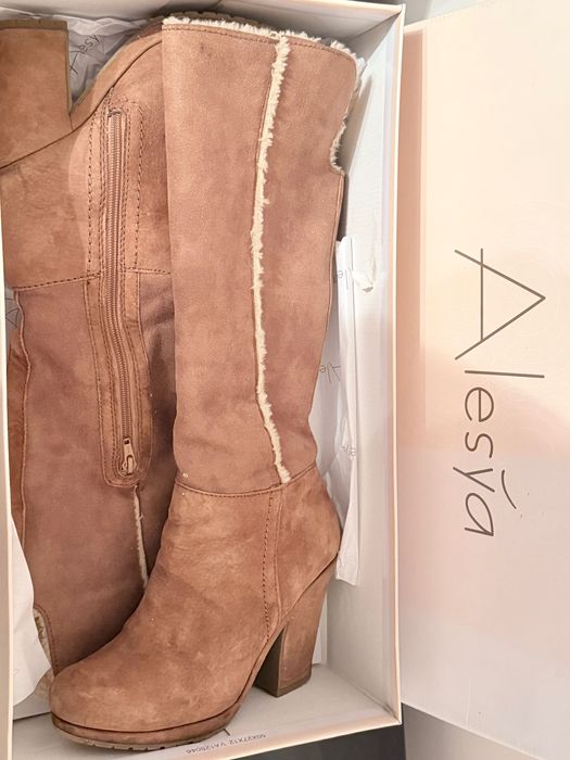 Італійські жіночі чоботи. 39 розмір. Ношені