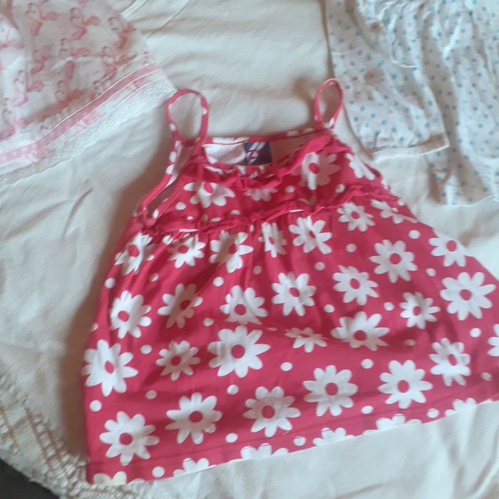 Roupa de menina a partir dos 8 meses