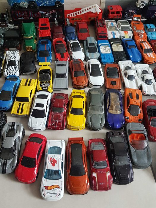 Hot wheels resoraki samochodziki autka