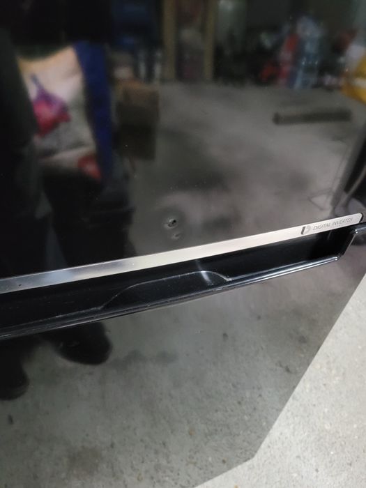 Lodówko-zamrażarka , chłodziarka SAMSUNG z dystrybutorem , czarna