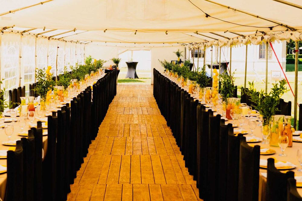 Wynajem namiotów plenerowych. Krzesła, PARKIET DREWNIANY