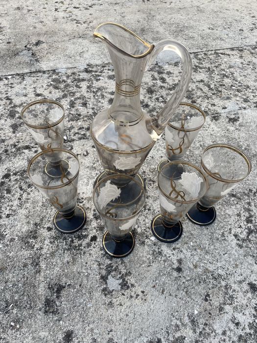 Conjunto de jarra e 6 copos