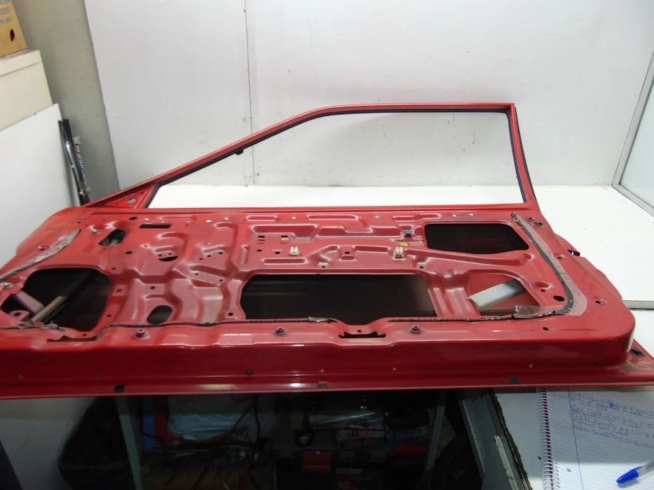 Toyota Corolla XL EE90 portas