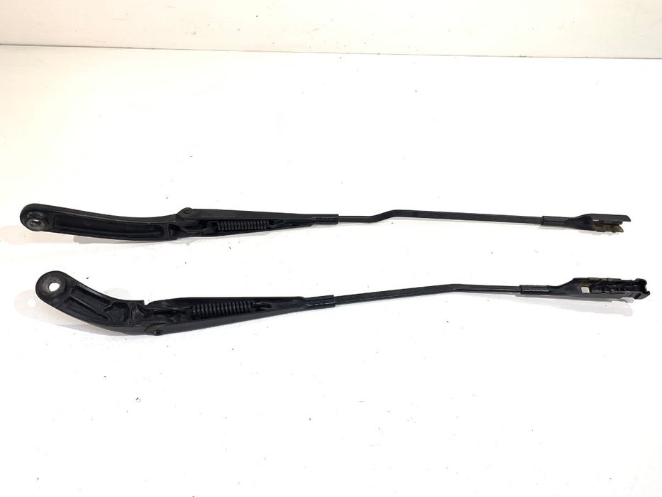 RAMIĘ WYCIERACZKI KOMPLET PRZÓD AUDI A4 B8 07-15 8K1955408