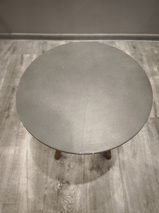 Stolik kawowy o średnicy 44 cm