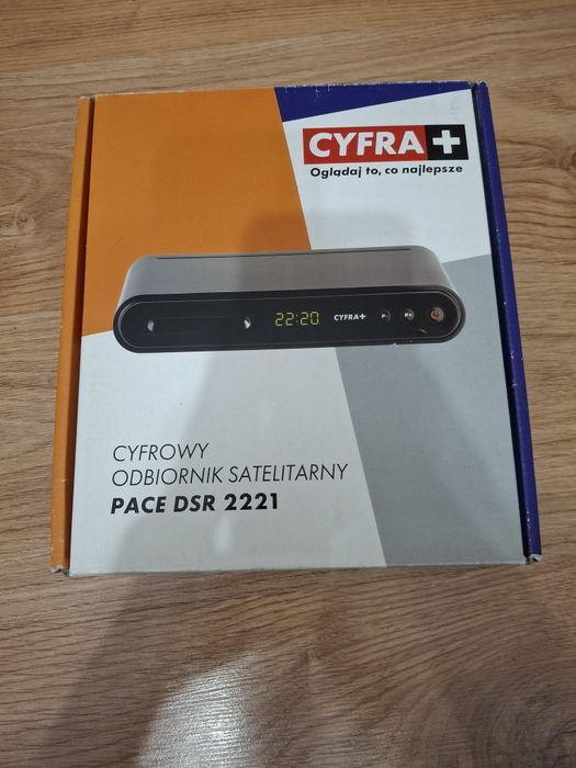 Cyfrowy odbiornik satelitarny PACE DSR 2221