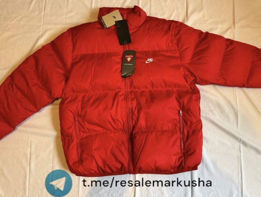Пуховик куртка Nike Club Puffer (FB7368-657) - Л розмір