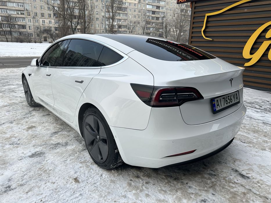 Tesla model 3 Standart range plus