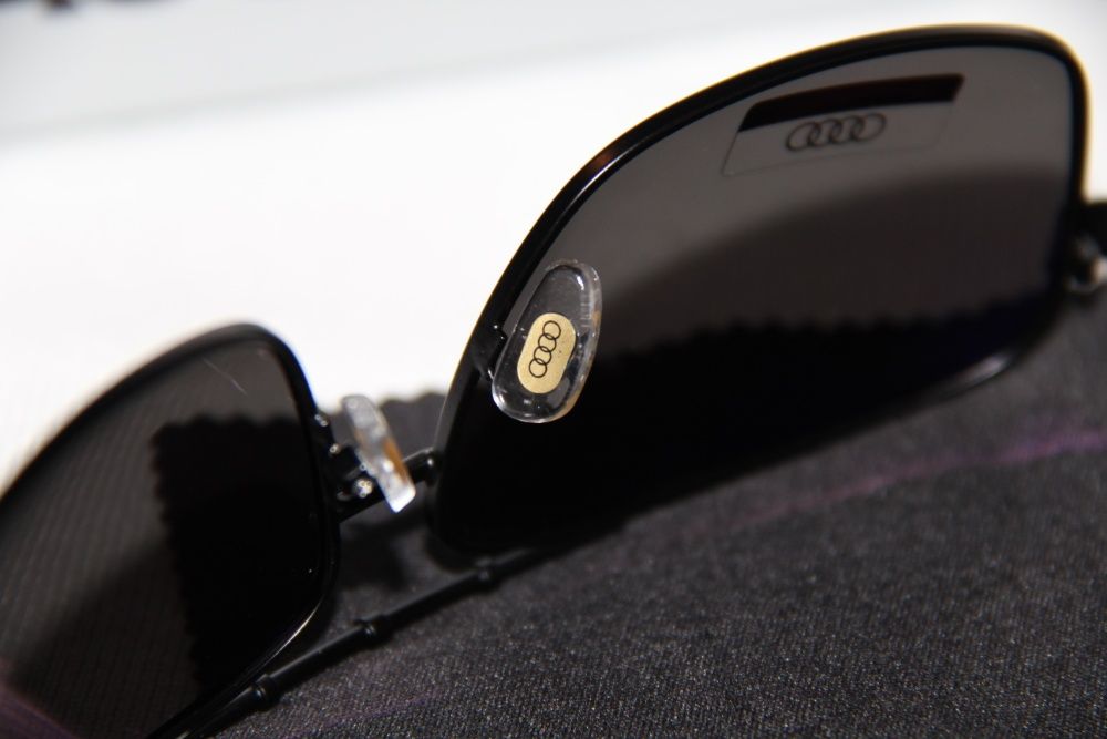 Óculos de Sol Audi Originais na caixa